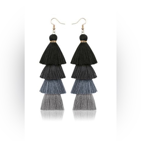 BOHEMIAN FRINGE LAYERED MULTI-COLORED THREADED TASSEL DROP EARRINGS - Picture 3 of 3